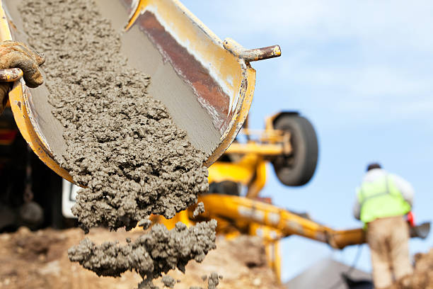 Best Concrete Sidewalk Installation in Lindenhurst, IL